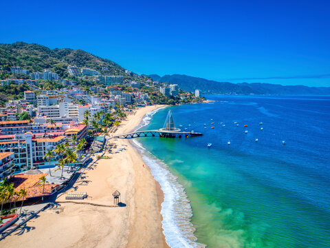 Los Muertos Beach